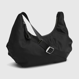 GAP black Nylon Sling Bag zipper